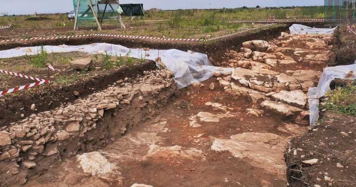 Scoperto un villaggio neolitico vicino all'aeroporto: � il pi� grande di tutta Bari